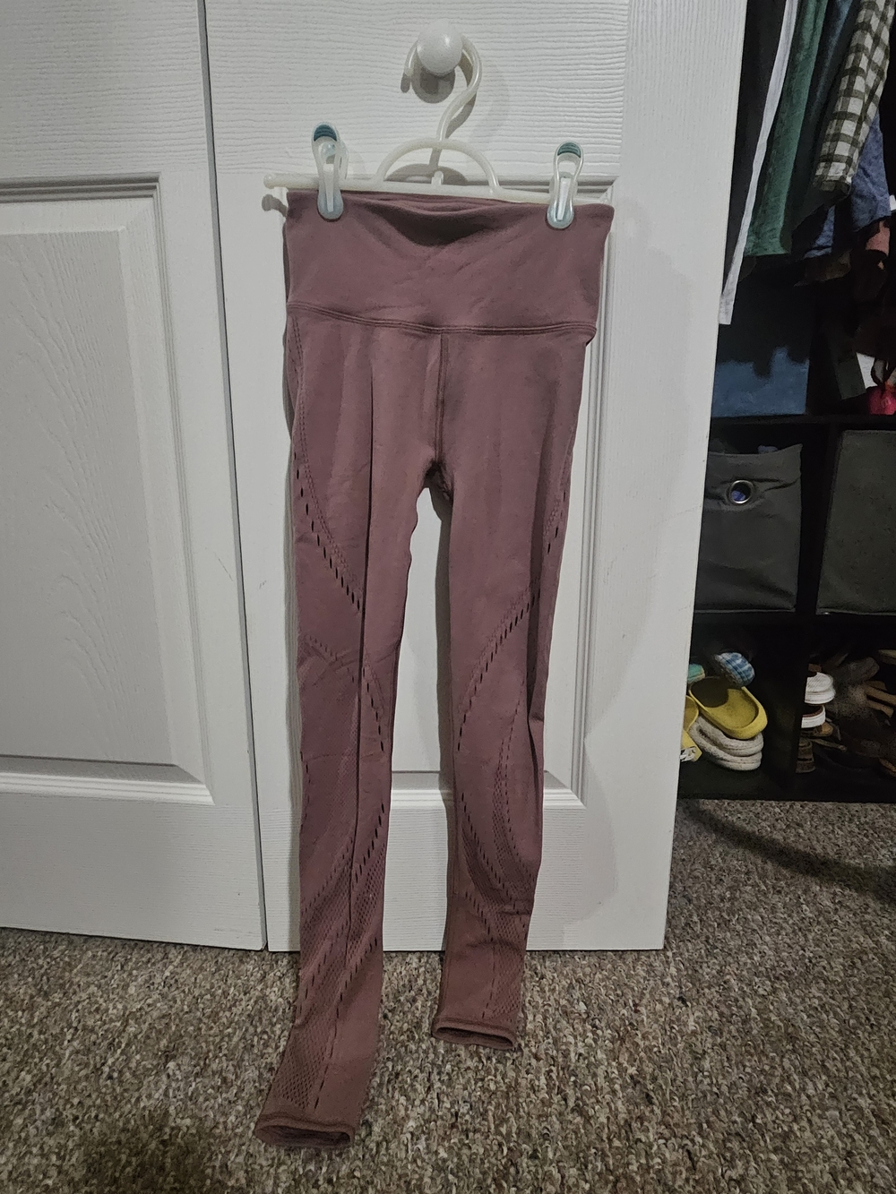 lululemon Women's Leggings in Pink Like New